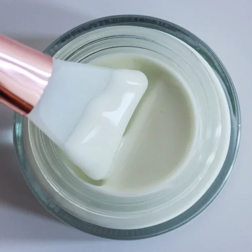 Face Mask with Hydrating Factors - Image 4