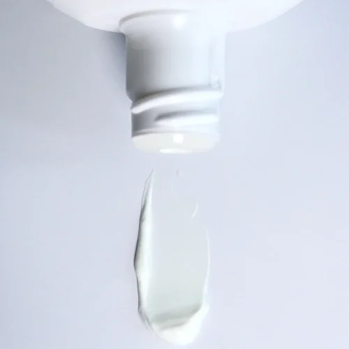 Sunscreen Face and Body Cream - Image 4